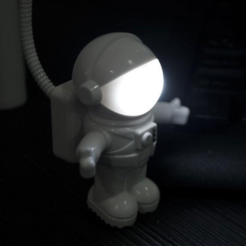 Astronaut LED USB