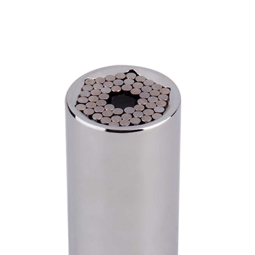 Universal Socket Wrench