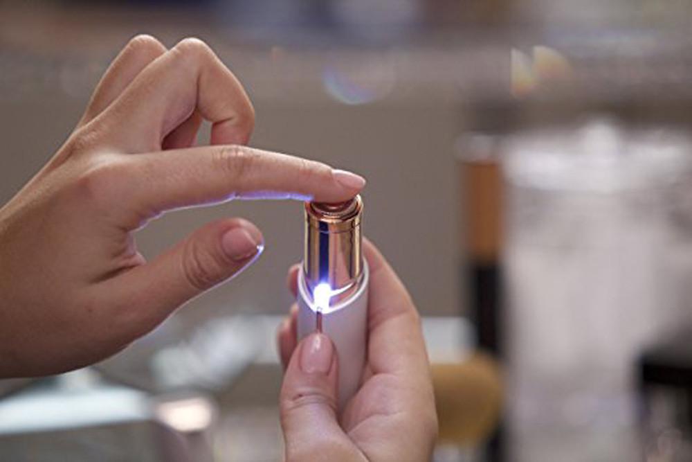 Rose Gold-Plated Facial Hair Removal
