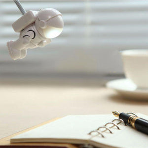Astronaut LED USB