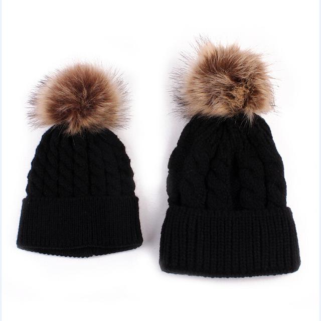2Pcs/Pair  Family Matching Outfits  Mother and  Kid Baby Child Warm Winter Knit Beanie Fur Pom Hat Crochet Ski Cap