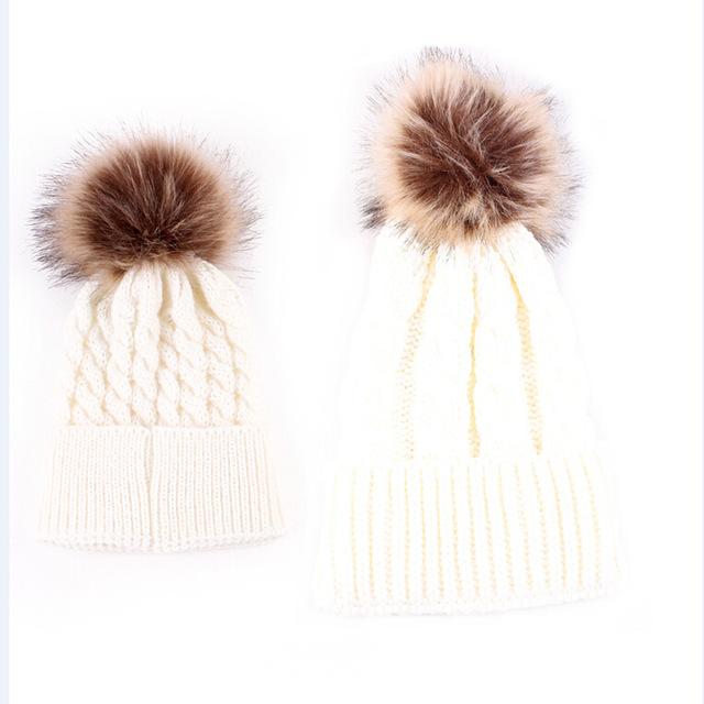 2Pcs/Pair  Family Matching Outfits  Mother and  Kid Baby Child Warm Winter Knit Beanie Fur Pom Hat Crochet Ski Cap