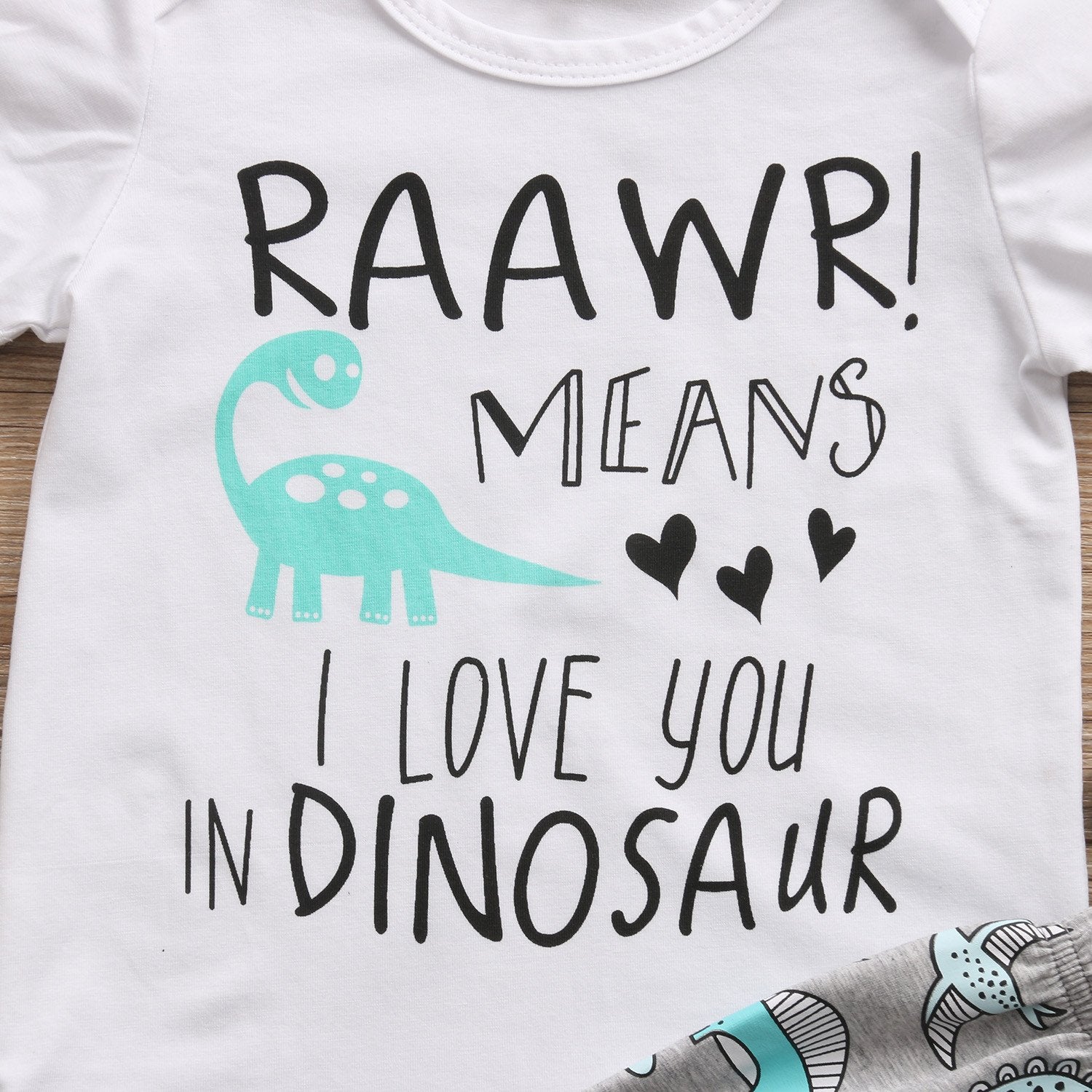 The Raawr Set