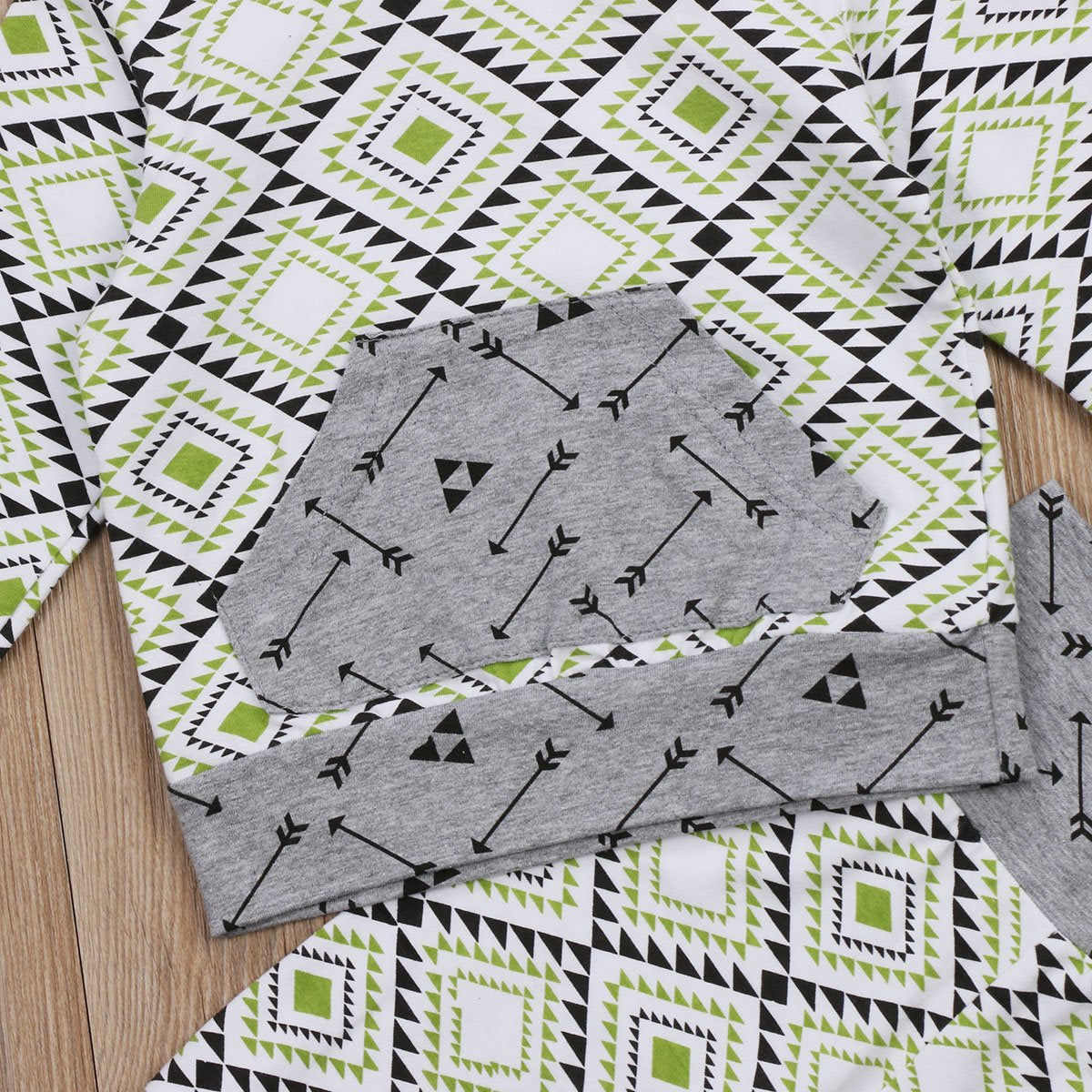 Arrows Pattern Hoodie Set