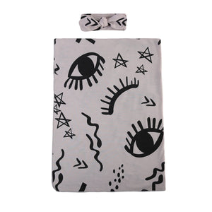 Pretty Eyes Swaddle