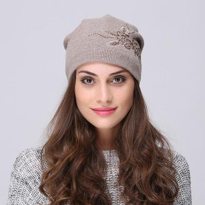 Andybeatty Women's Winter Hats Knitted Wool Skullies Casual Cap with Flower Pattern Gorros Thick Warm Bonnet Beanie Hat for girl
