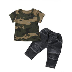 Fashion Camo Jeans Outfits