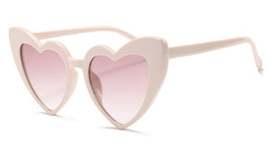 lunettes de soleil vintages retro coeur beige