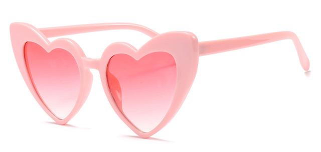 lunettes de soleil vintages retro coeur rose 